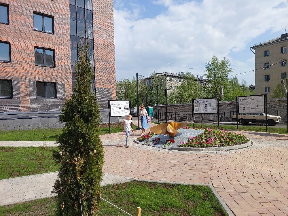 На днях в Архангельске открылся еще один интересный сквер. Приглашаю всех его посетить!