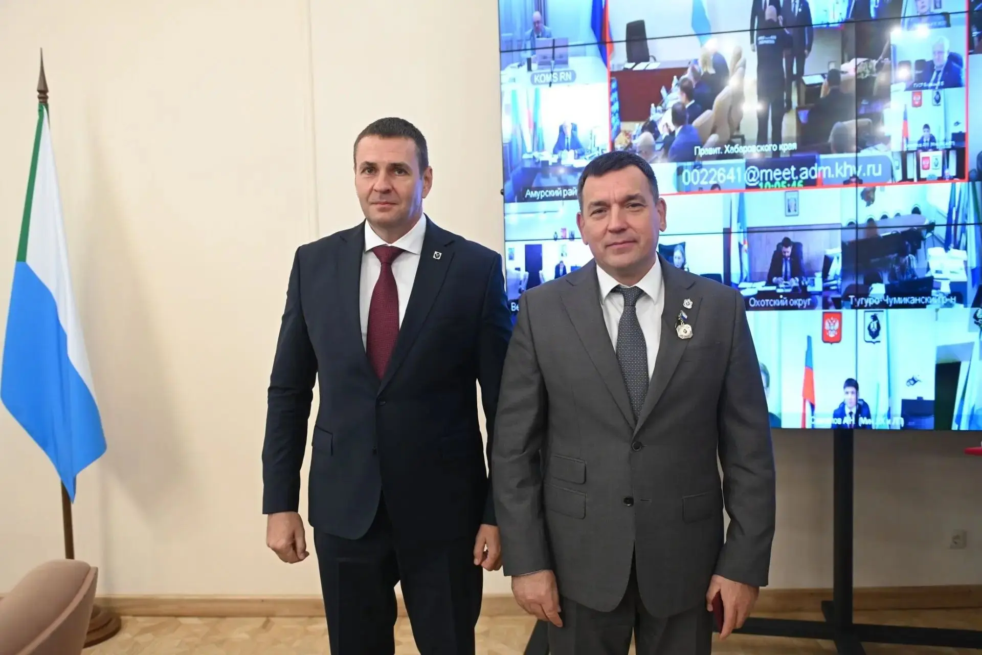 Вице-губернатор Хабаровского края Сергей Кузнецов награжден почетным знаком «За заслуги...