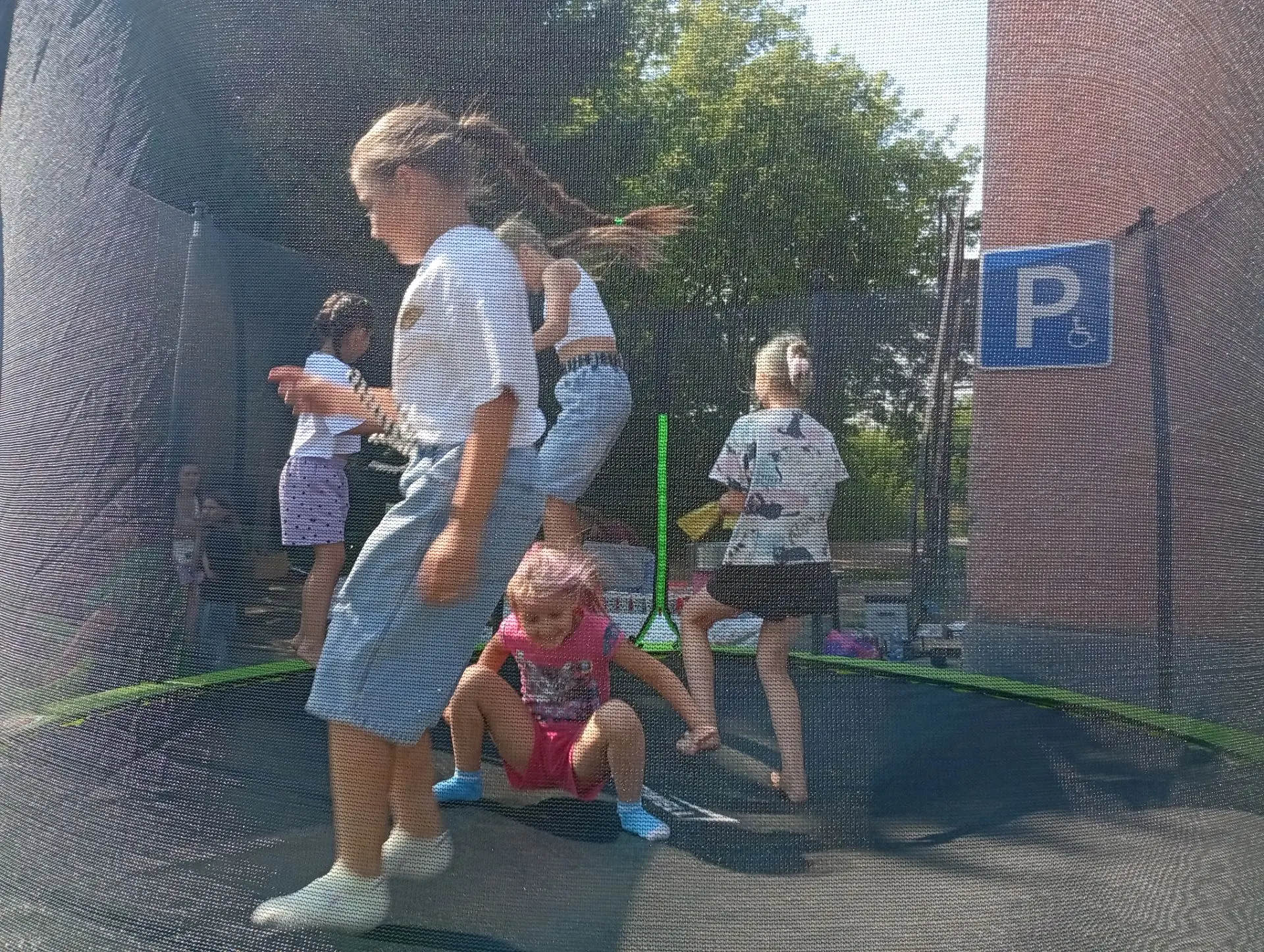 Сегодня у детей станции Безменово вечерние развлечения