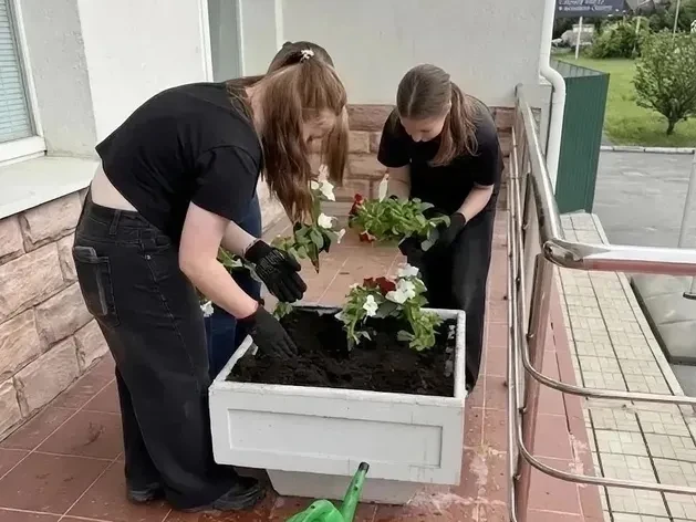 👱🏻 Свердловские предприятия стали охотнее брать школьников на летнюю подработку. Так,...