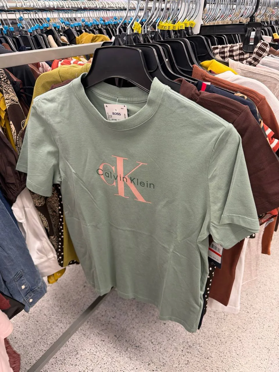 XS