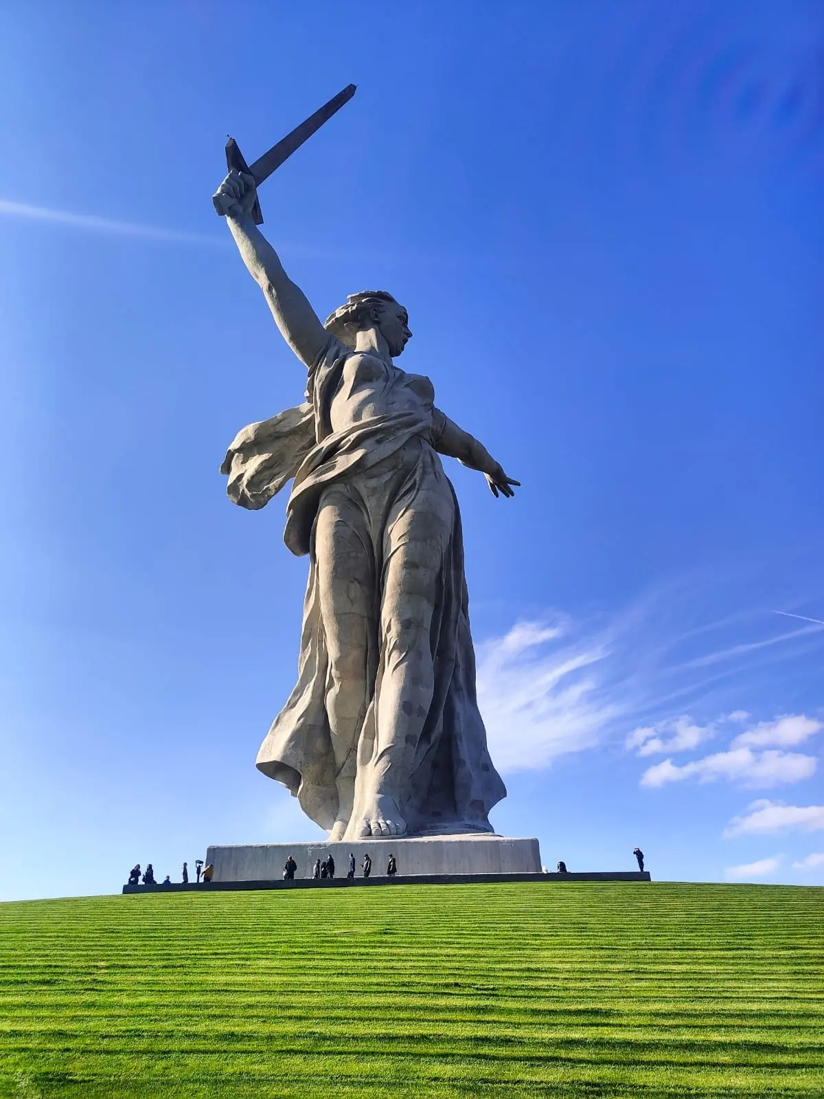 📌 Автобусный тур в Волгоград
📆 10-13 июля, 21-24 августа, 1-4 ноября |💰 от 18 500 руб.
⠀
Программ