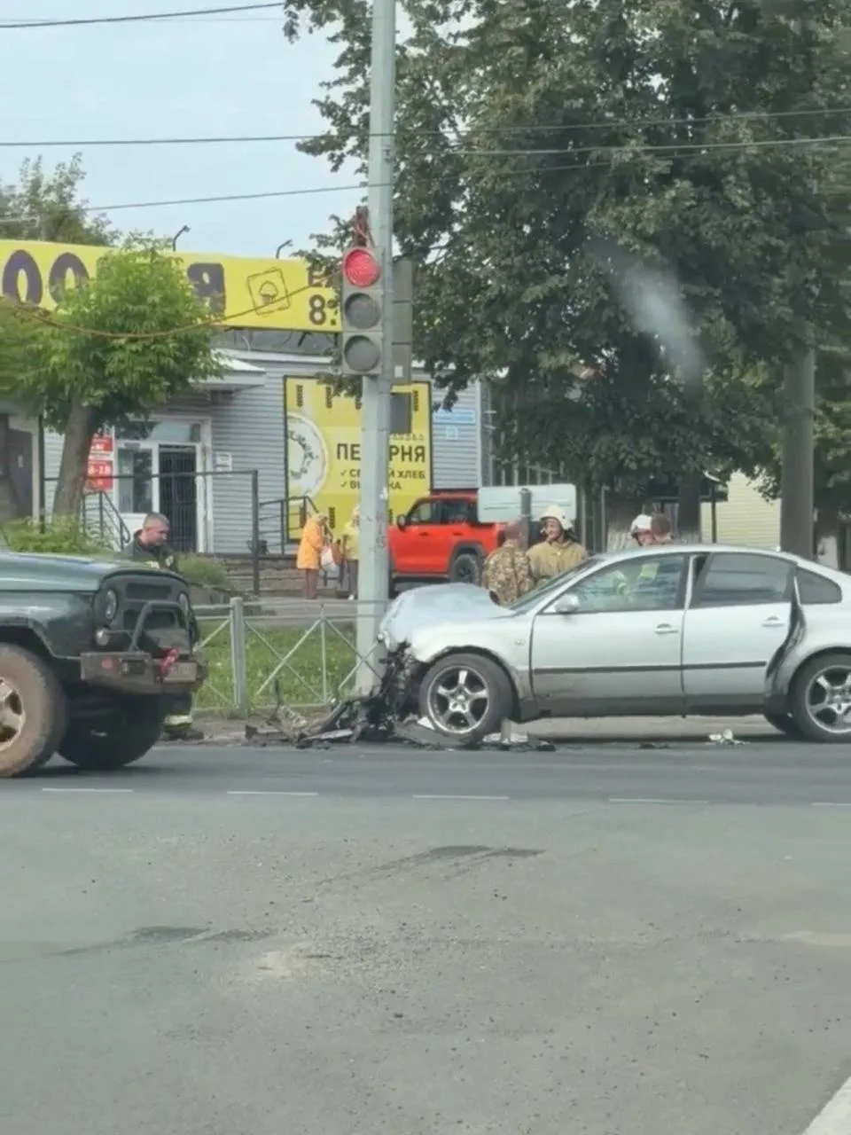 Вчера в Слободском  на перекрестке Рождественская-Грина произошло ДТП