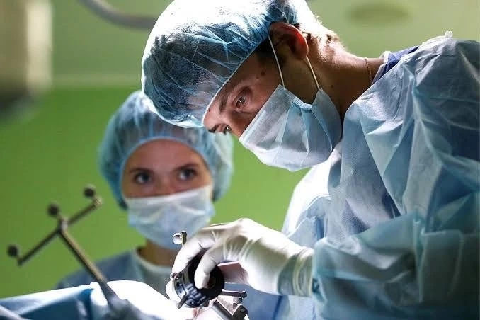 🏥 Врачи Краевой клинической больницы помогли красноярке

Долгие годы женщина страдала от проблем с 