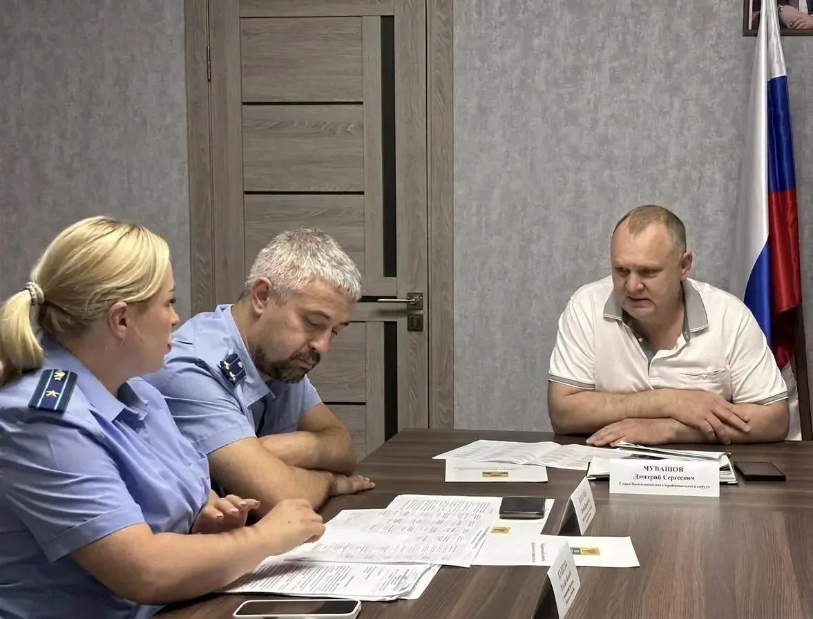 Состоялось очередное заседание Мелитопольского окружного Совета депутатов

В ходе заседания депутаты