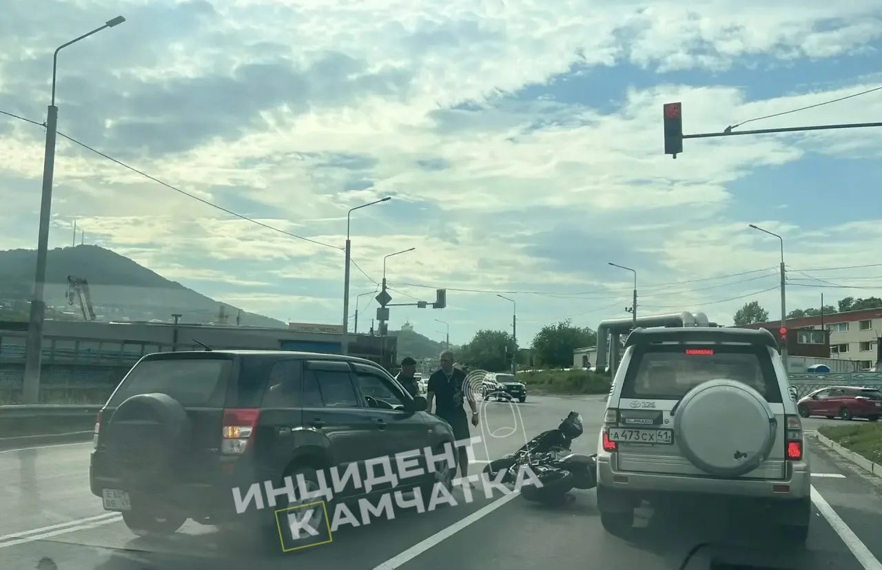 Мотоциклист попал в аварию на «Шанхае»
