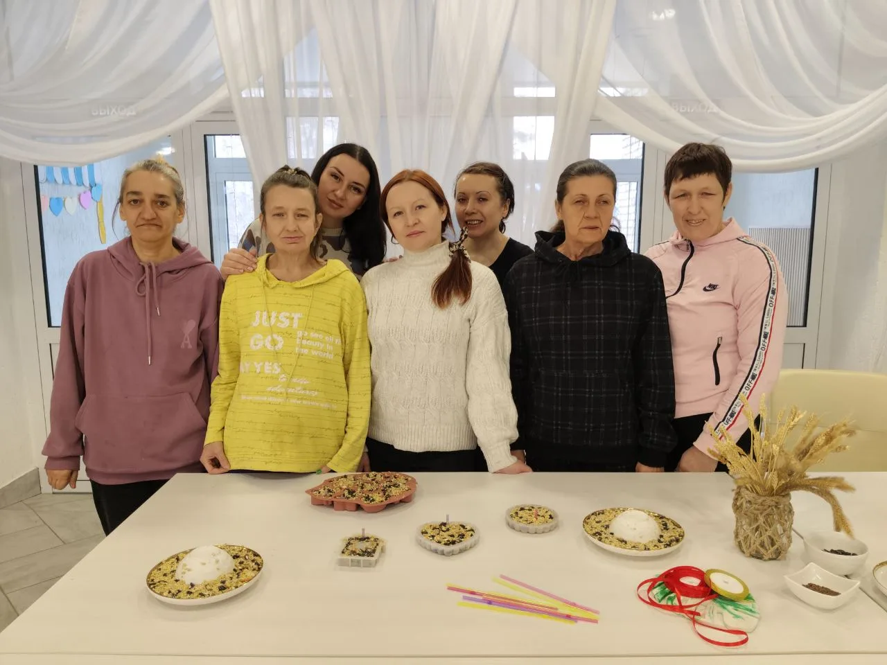🙌Проживающие на занятии изготовили эко кормушки. 🐦‍⬛Эти кормушки не только простые, н...