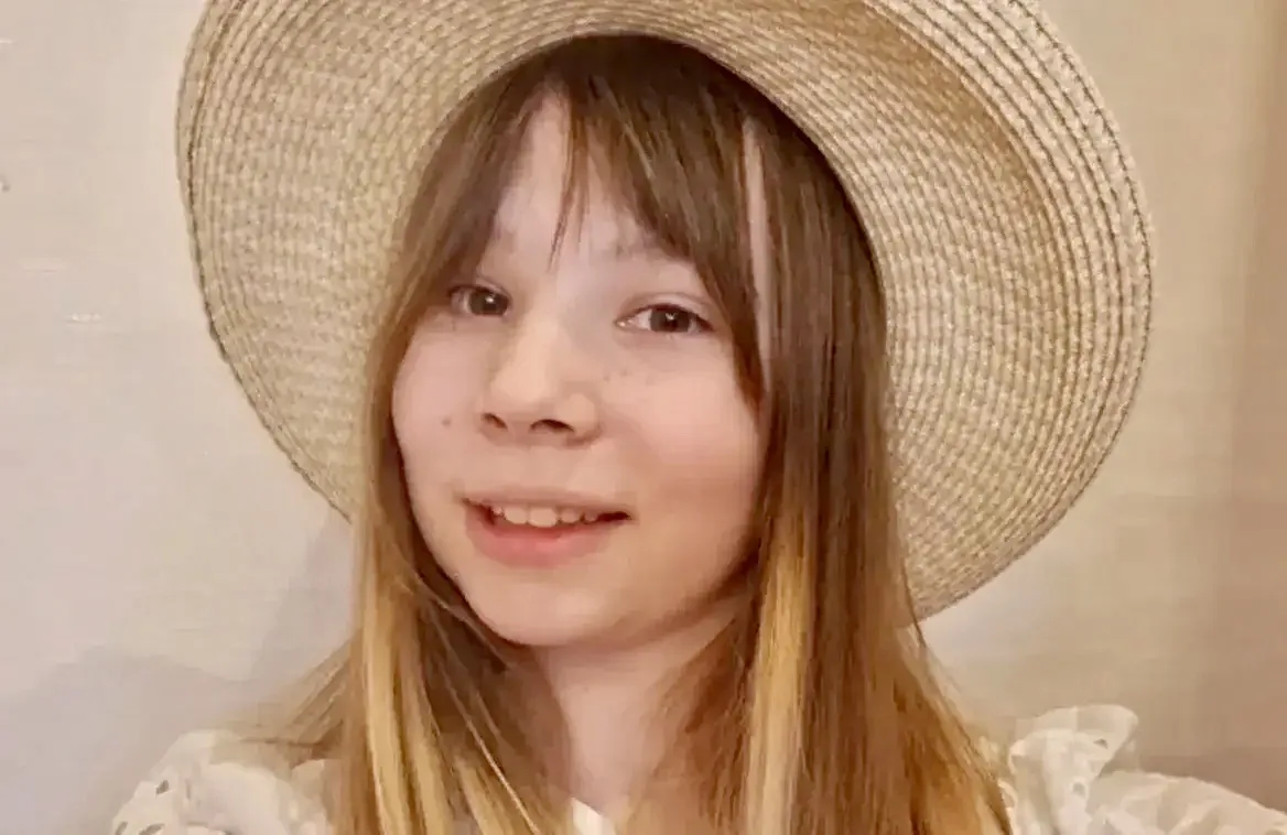 Новые победители 🥉

🤩 Наша Арина, ученица 5 класса «Н», стала призером III степени Московского отк