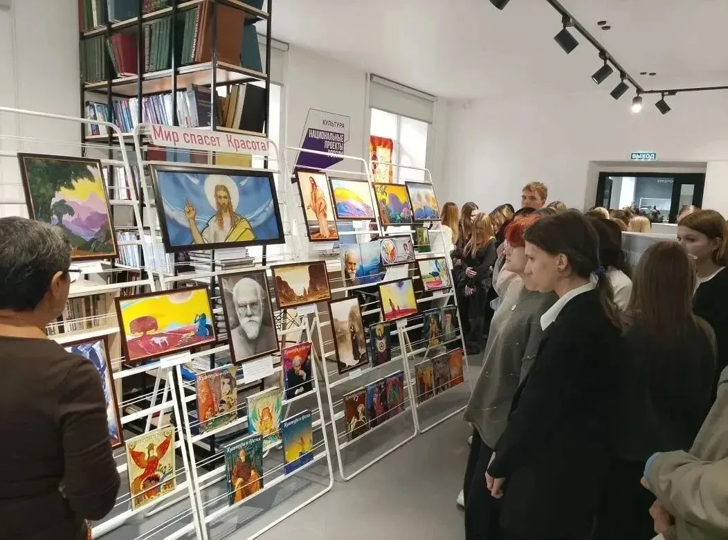 Культура против террора: в Серовой открылась выставка, посвящённая Николаю Рериху