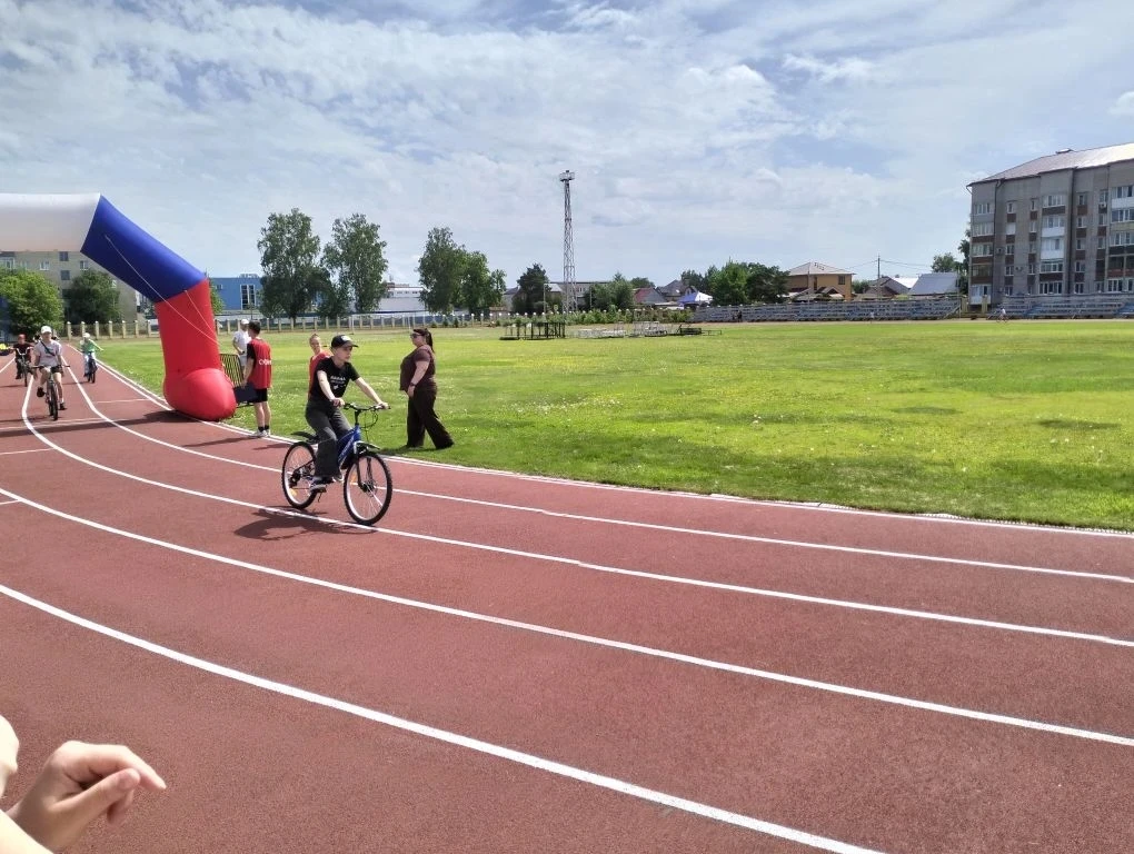 🚴‍♂️ Всемирный день велосипедиста в «Солнечном» — мы гордимся нашими чемпионами!

В 5-й Всероссийск