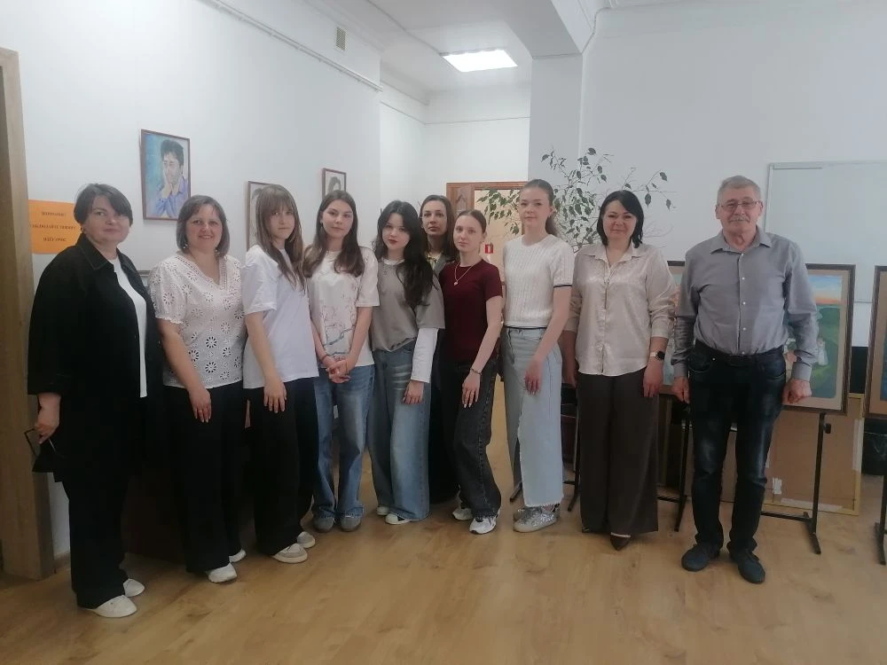 🎨 Яркие краски и новые горизонты: в Детской школе искусств станицы Тбилисской прошли выпускные экза