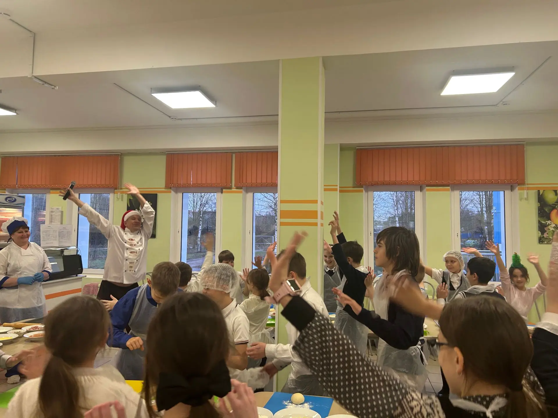 ⛄️Декабрь порадовал наших школьников настоящим кулинарным праздником! Компания «Серна» устроила для 