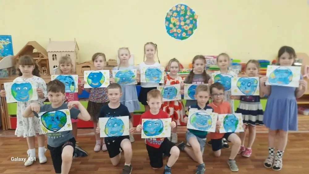 🌍Сегодня в дошкольном отделении прошёл замечательный тематический день, посвящённый Дню Земли. Этот 