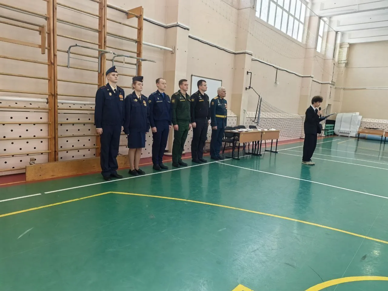 ⭐️Военно-патриотический месячник⭐️ 🪖  В гимназии традиционно прошёл  школьный конкурс «Смотр строя и