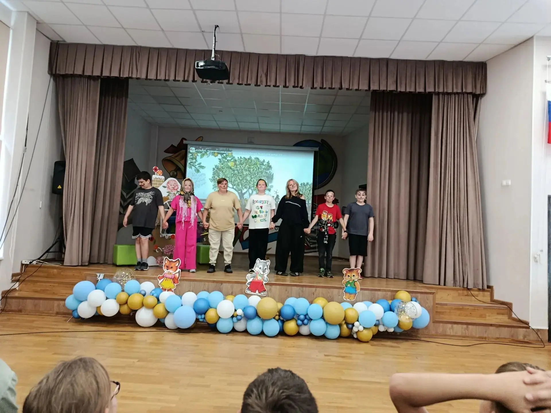 23 июля в корпус №3 МАОУ «Домодедовский образовательный комплекс «Вертикаль» прошел необычный день. 