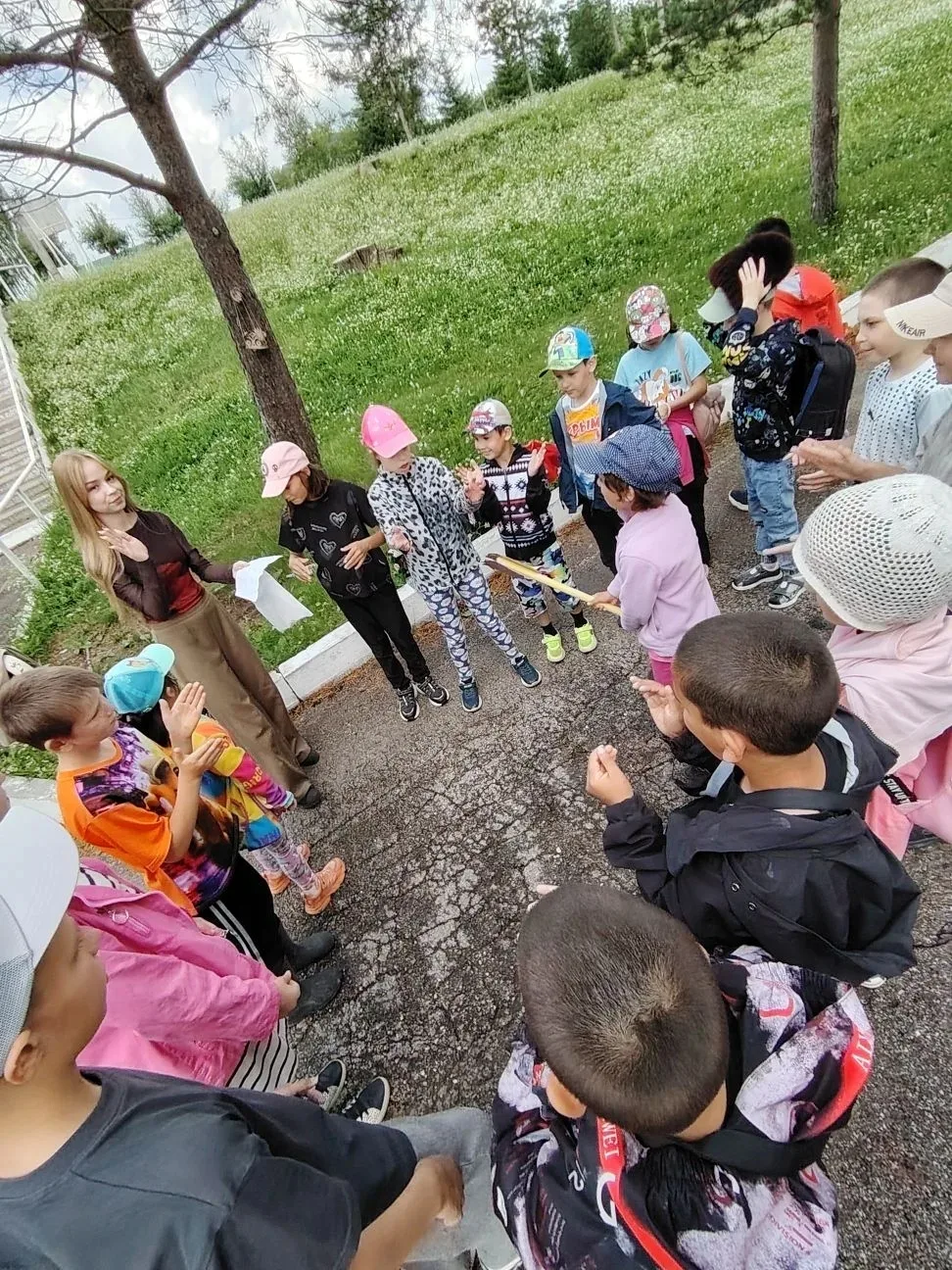 🌸Лето, солнце, дождик – и снова день в лагере позади!🌻