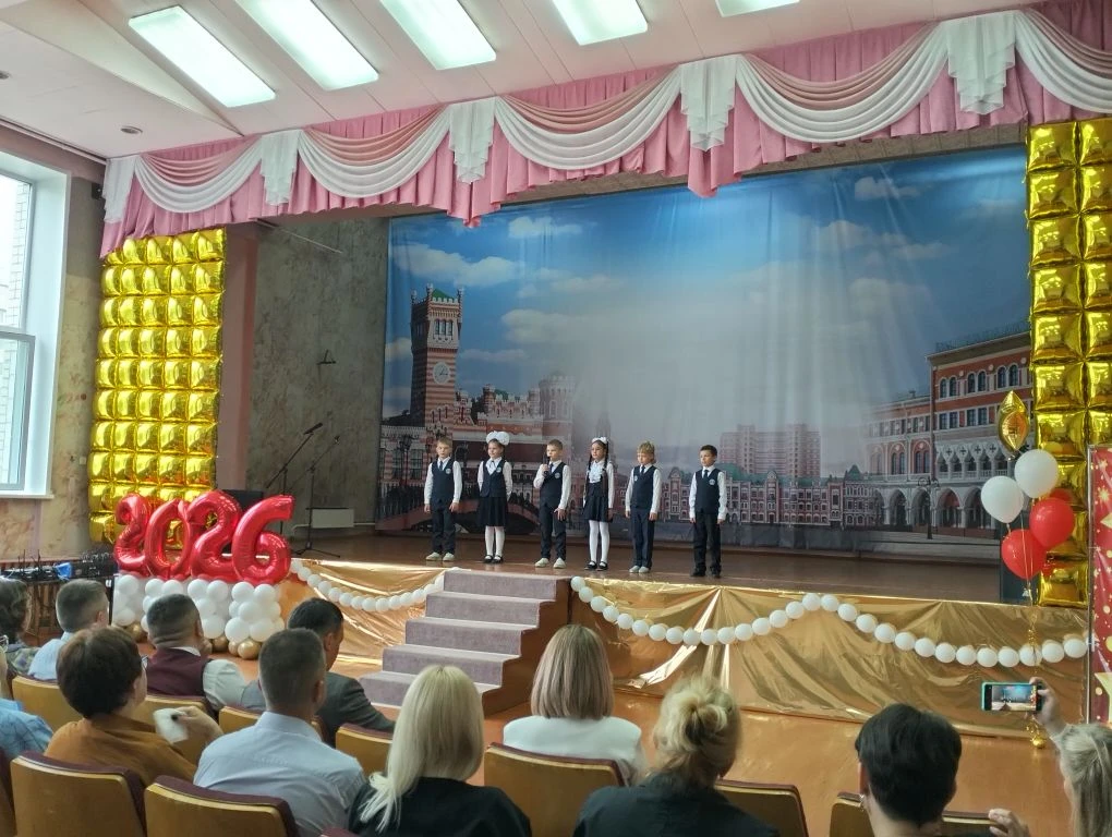 🔔 Звени, звонок, расставания и надежды!  В завершение учебного года в стенах нашего лицея прошли тор