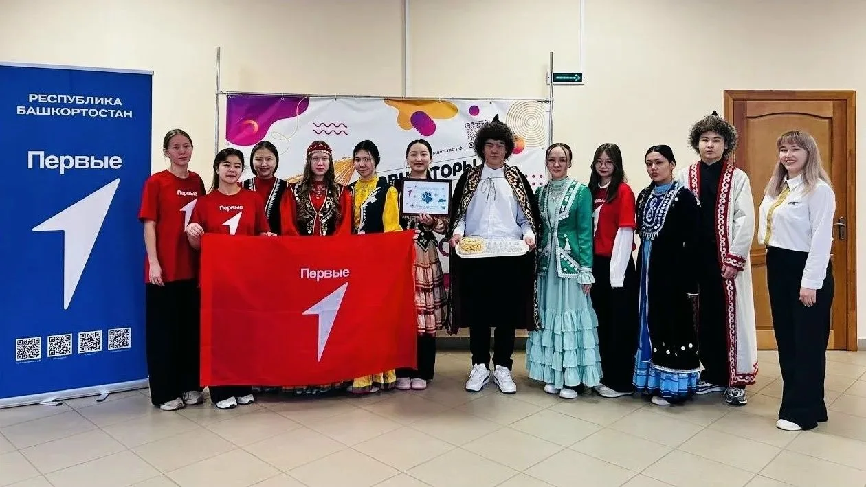 Поздравляем наших ребят! 🏆

Команда первичного отделения школы №3 г. Баймака вместе со своим идейны
