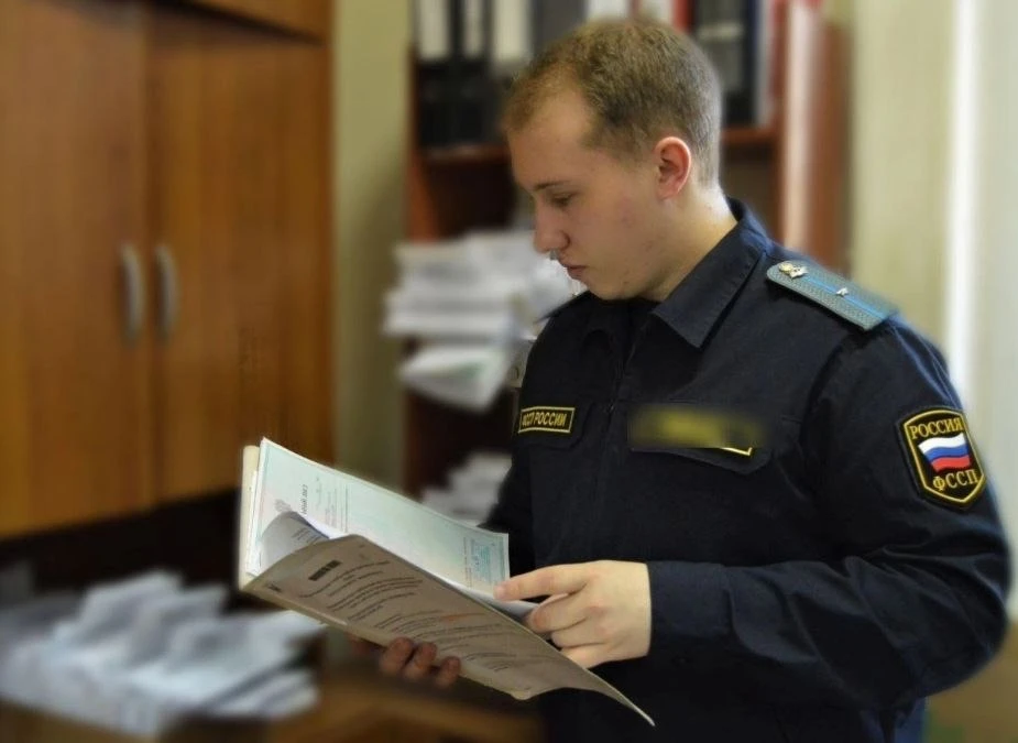 В Тольятти суд и приставы заставили организацию сменить название