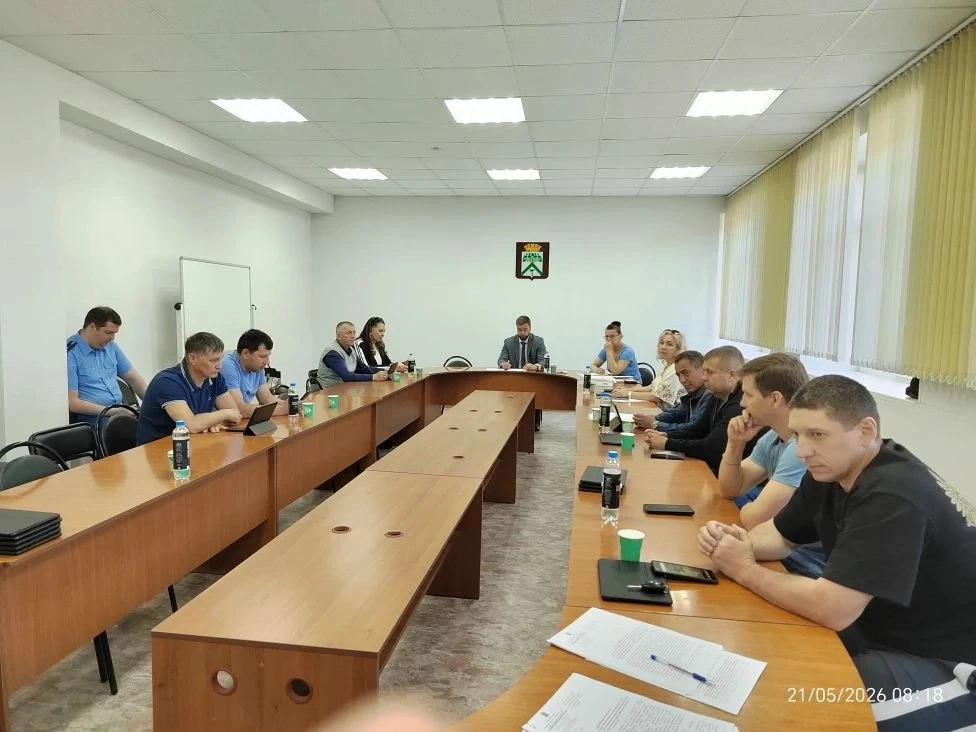 Сегодня на совместном заседании постоянных комиссий Думы депутаты рассмотрели 12 вопросов, основные 