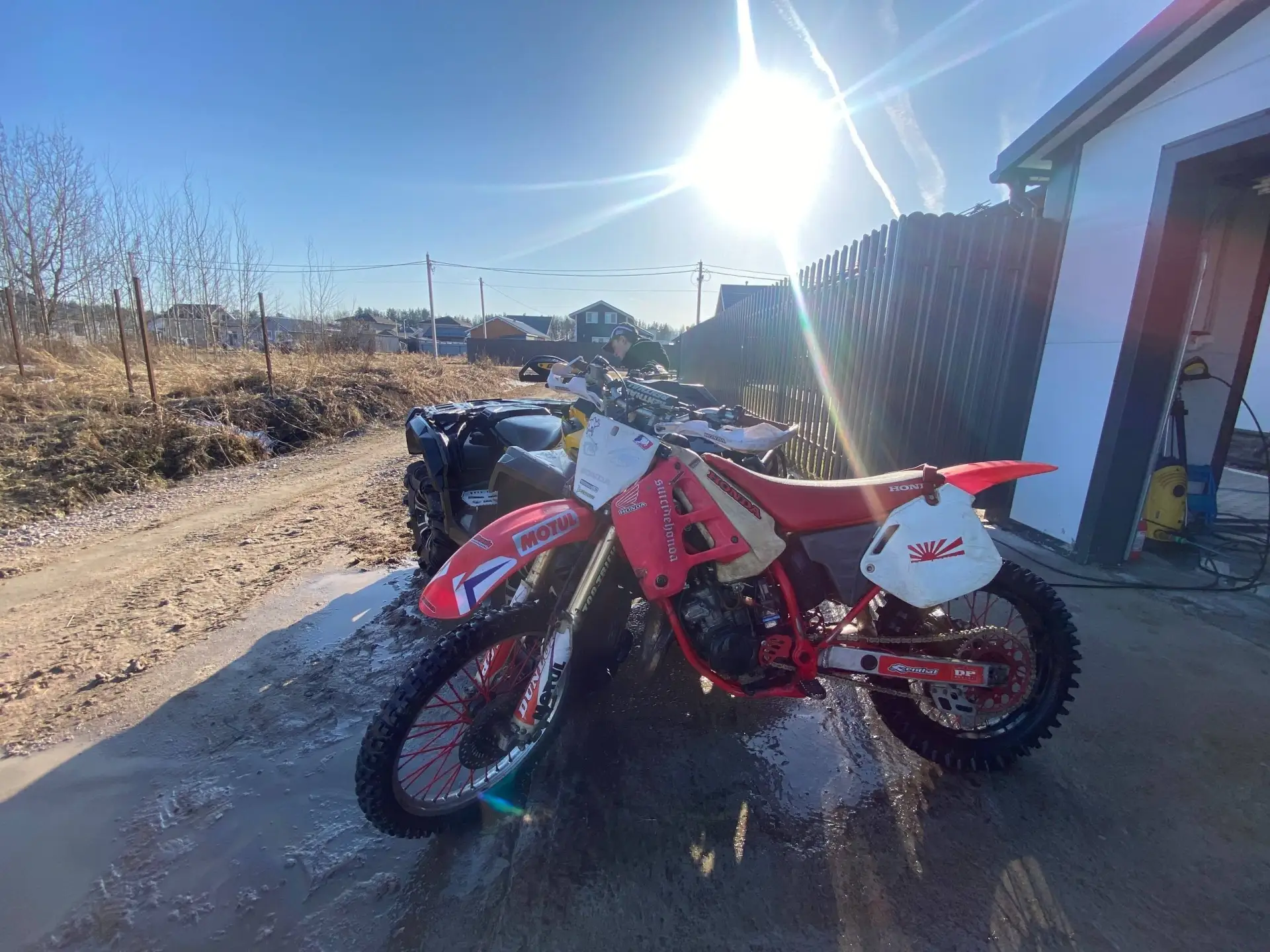 обменяю honda cr125r 1993г.в. на тачку,жига/иномарка в хорошем состоянии,либо равноценн...