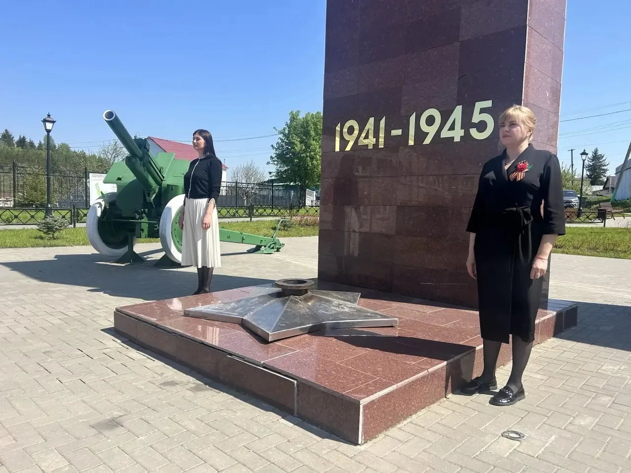8 мая на Площади Славы у Вечного огня прошла традиционная **Вахта Памяти**, посвящённая...