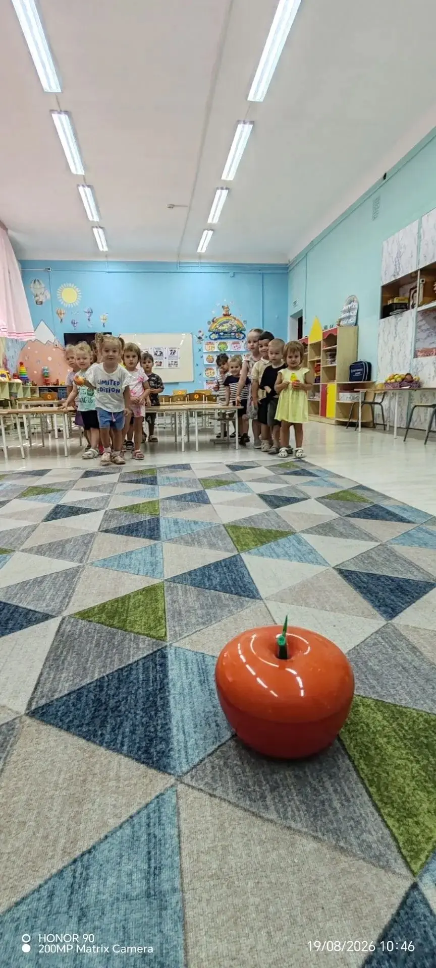 В нашем детском саду в группе звездочки, прошёл веселый и познавательный праздник - Ябл...