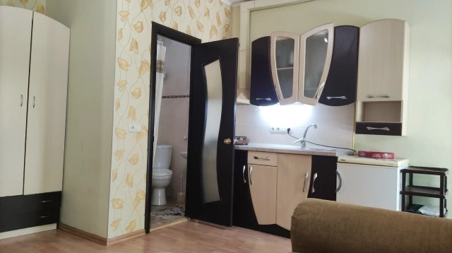 #ЕВПАТОРИЯ  ул. Вити Коробкова 35/41  Сдаю жильё у моря.  Идеально для семьи или компании до 12 чел!