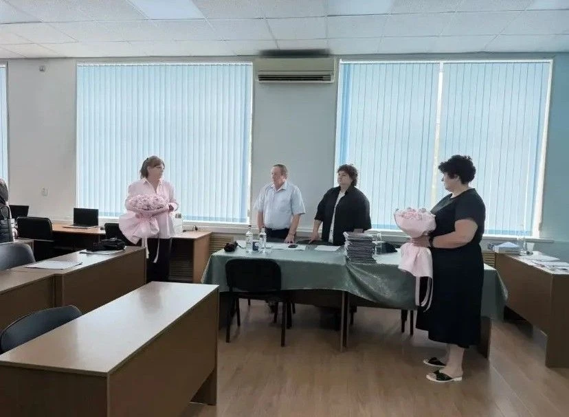 Студенты заочной формы обучения успешно защитили дипломные работы.