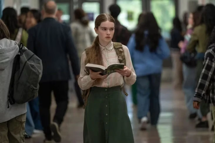 «ЖЕСТОКАЯ АДАПТАЦИЯ КЛАССИКИ» | КРИТИКИ ХВАЛЯТ СЕРИАЛ «КЭРРИ» ПО СТИВЕНУ КИНГУ