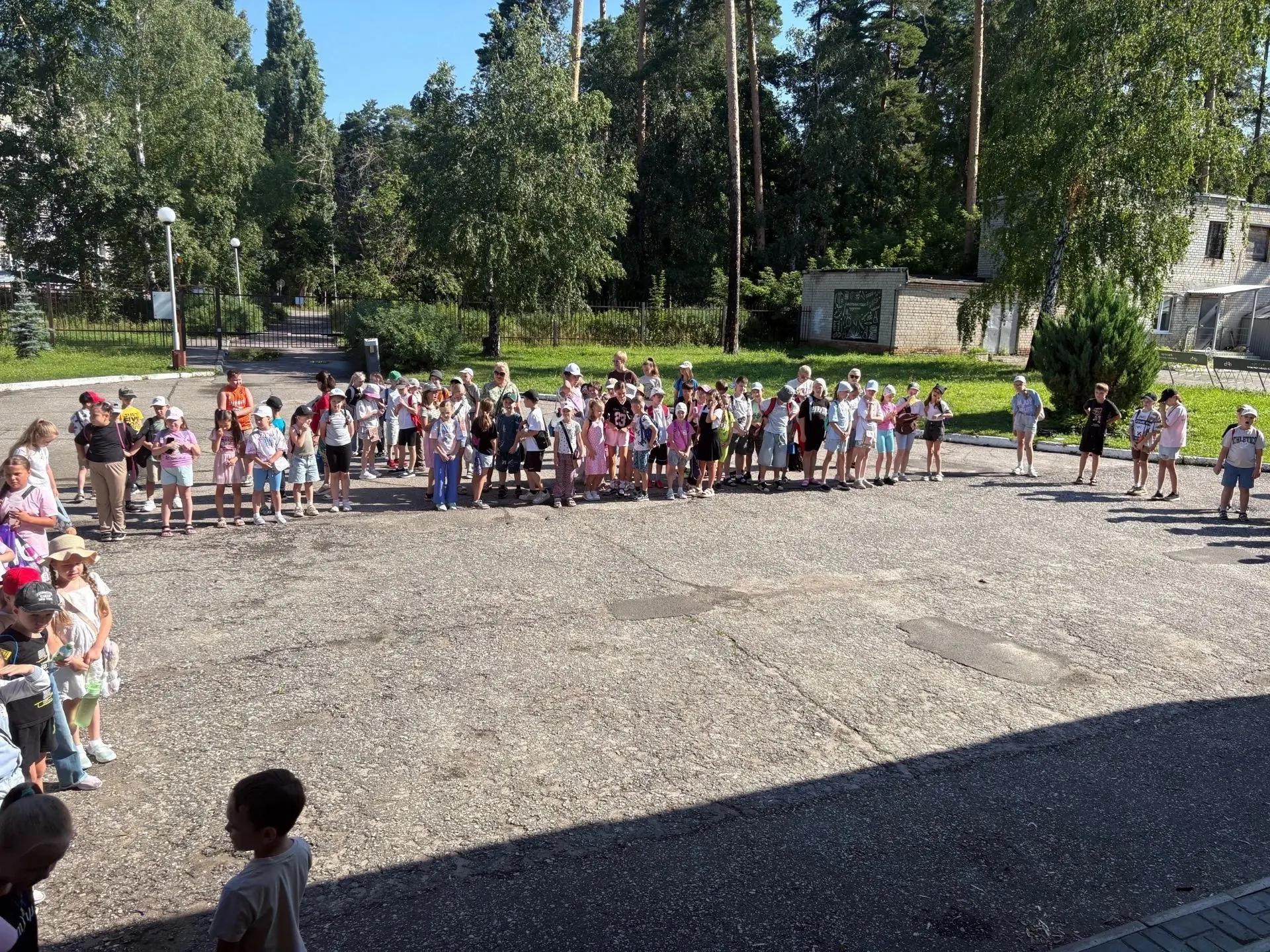 Сегодня, 28 июля, и наши исследователи отправляются на Байкал! 🏞️💙

Самое глубокое и чистое озеро 