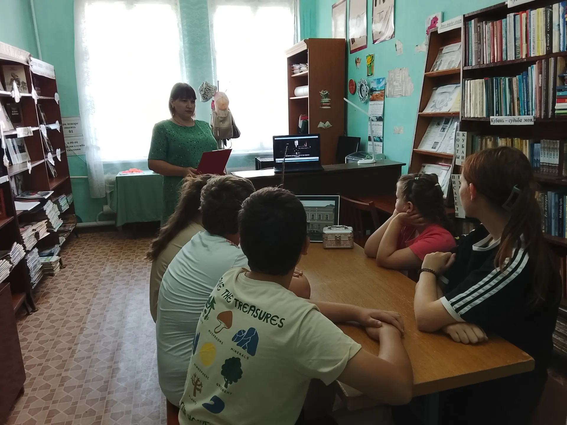 В рамках проекта «Русский код» прошло необычное литературное погружение — иммерсивное а...