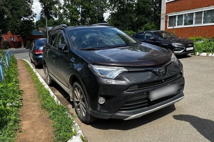 Пьяный автомобилист сбил 8-летнюю девочку в Воткинске и скрылся