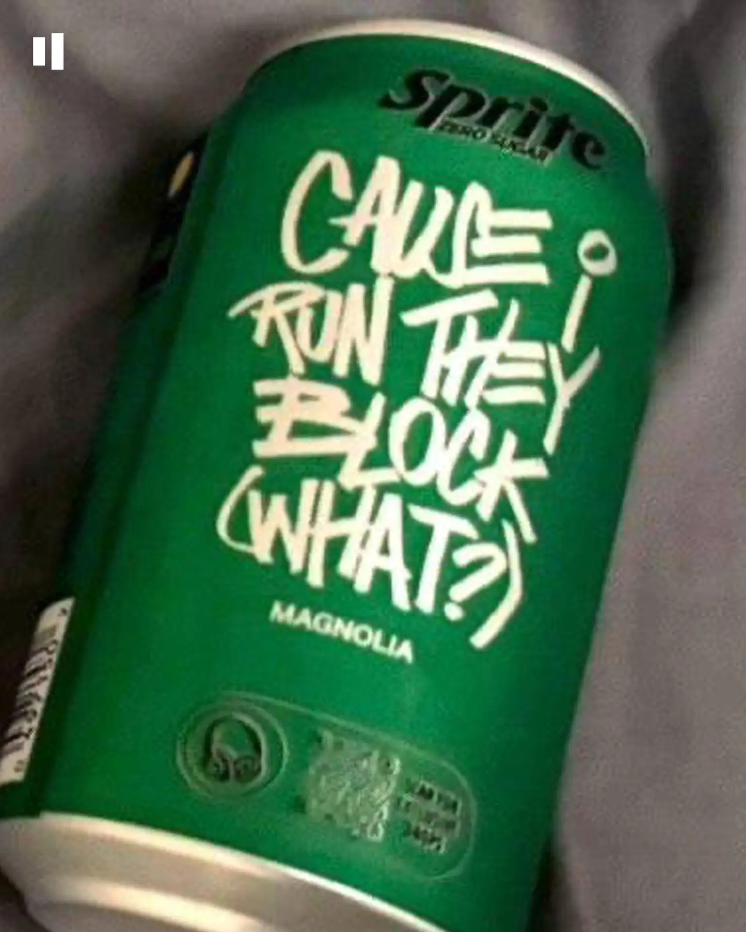 Sprite представил коллаборацию с Playboi Carti

На бутылках и банках напитка появились строки артист