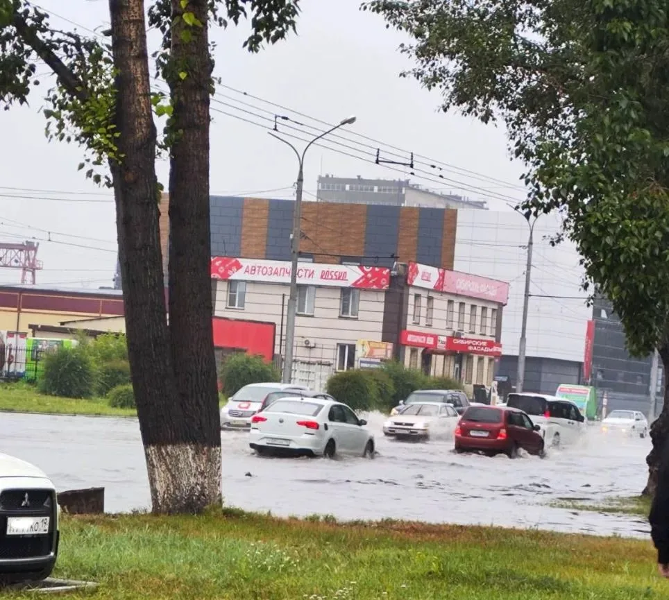 В АБАКАНЕ ВСТАЛИ ТРОЛЛЕЙБУСЫ
Фото от подписчиков "Свободной Хакасии".

Горожане сообщают, что ноч