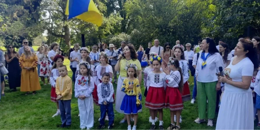 Фракции Социал-демократической партии (SPD) и партии Зеленых в парламенте Гамбурга выст...