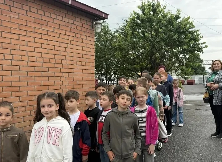 Познавательная экскурсия на фабрику «Снежная королева»

Сегодня, 30 июня, воспитанники пришкольного 