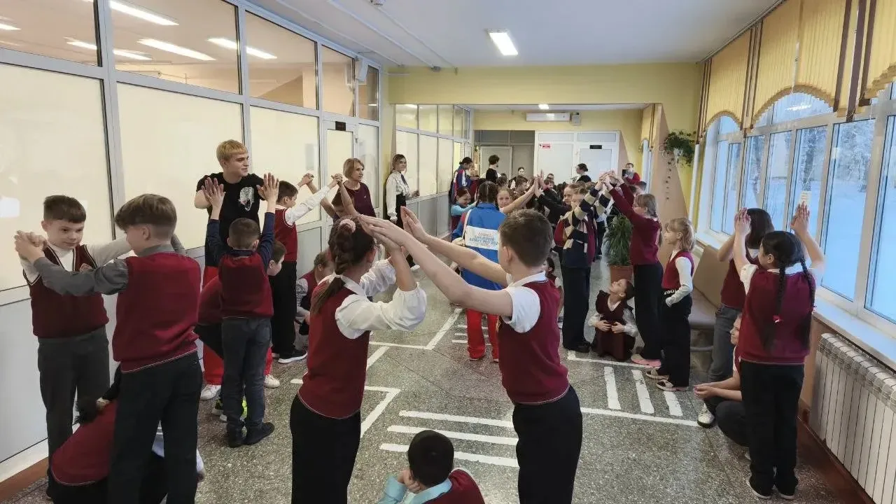 «Снежный барс» в гостях у школы: день, полный добра, труда и улыбок  23 января 2026 года МБОУ «СОШ №