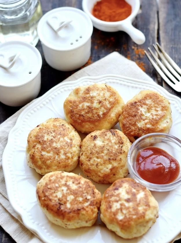Котлеты из куриного мяса с пассерованными овощами-это сочная и нежная текстура,  с любы...