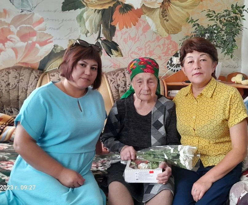 Илдус ФАЗЛЕТДИНОВ. Тәгәри китте йомгагым... (2)
Ул вакытка инде игезәк улларым белән авырлы идем. Ти