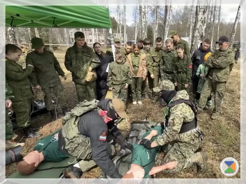 🌟 ЗАЩИТНИКИ ОТЕЧЕСТВА 🌟  Сборная Чехова в составе 22 юнармейцев приняла участие в военно‑патриотичес