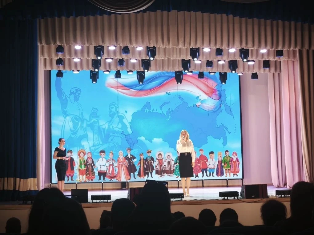 ✨ Патриотический фестиваль детского творчества «Мой дом — Россия!» прошёл в ДК «Шахтёр»! ✨