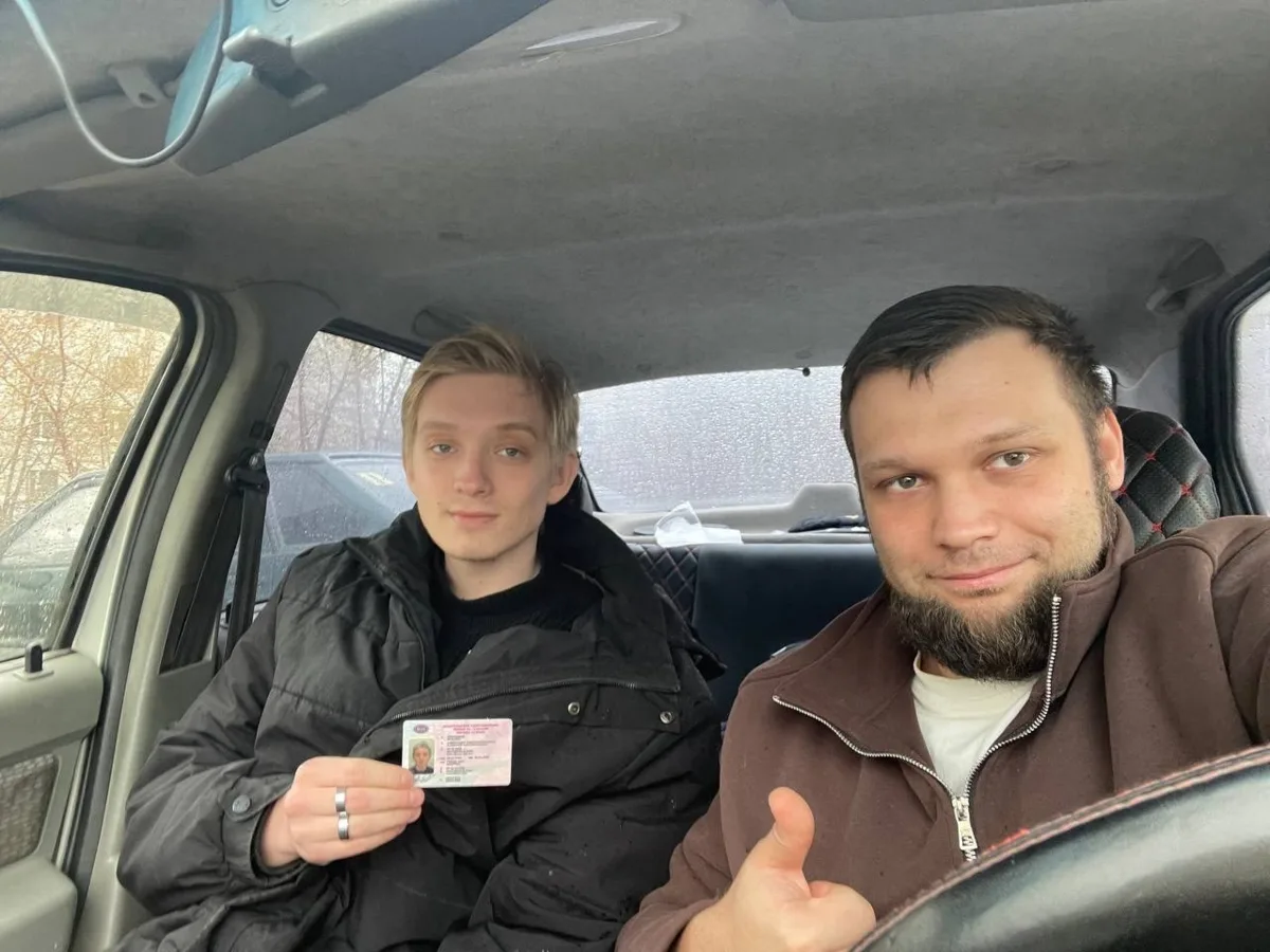 Александр, спасибо за отзыв!✌️

Я остался вполне доволен своим обучением.
Изучение теории проходи