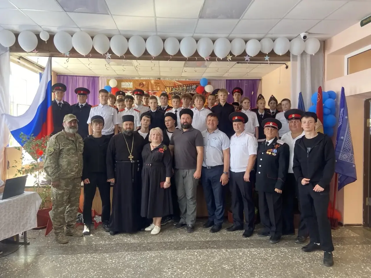 В школе № 8 имени Героя Советского Союза Т.Н. Подгорного состоялась встреча кадетов каз...