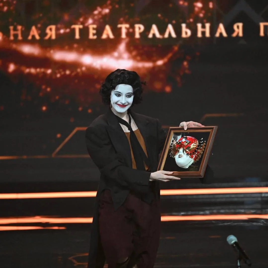Торжественная церемония вручения премии «Золотая маска» завершилась, но театральный праздник в Омске