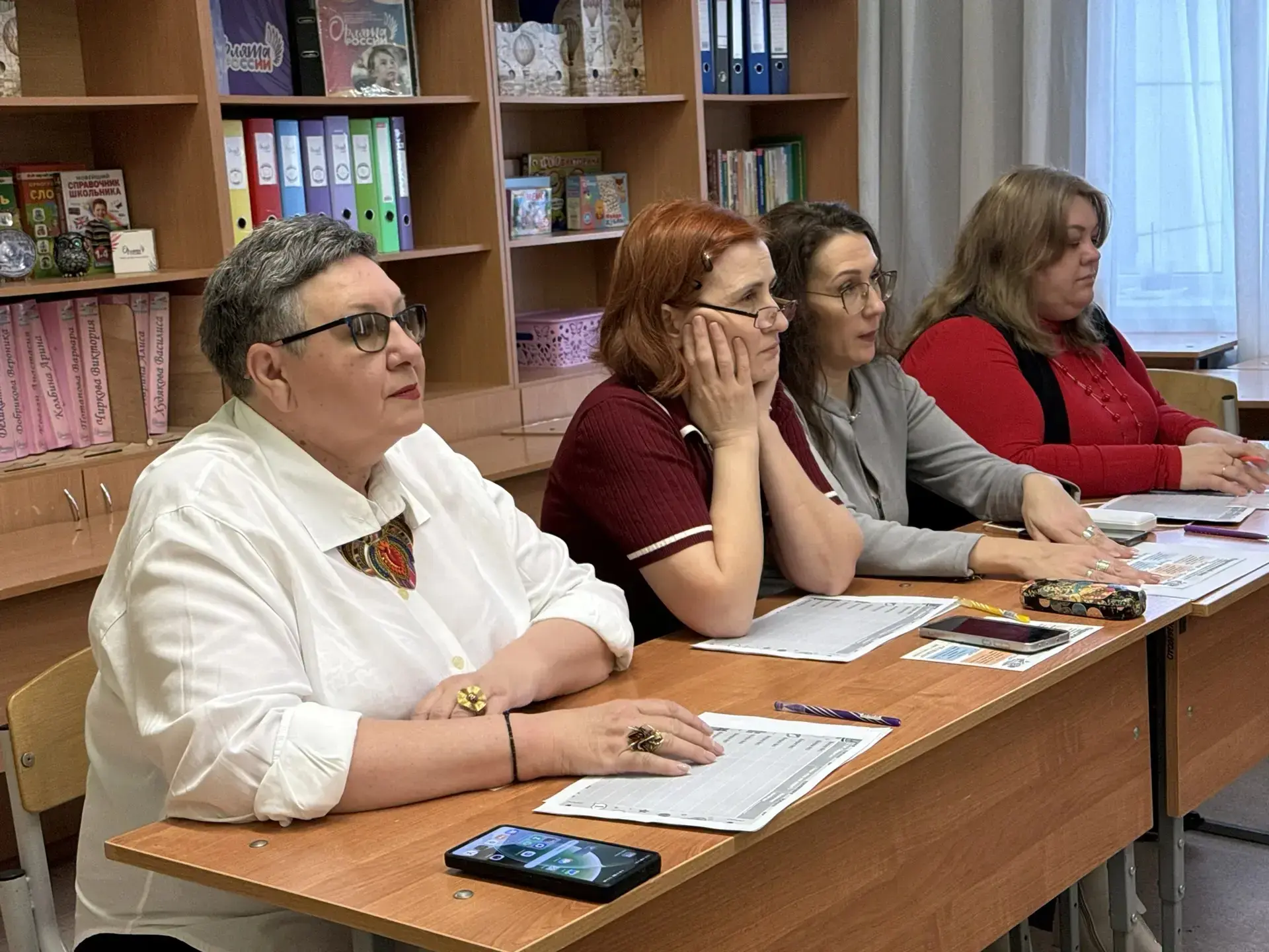 «Квиз, Плиз!» для молодых педагогов: игра как инструмент профессионального роста. В современном обра