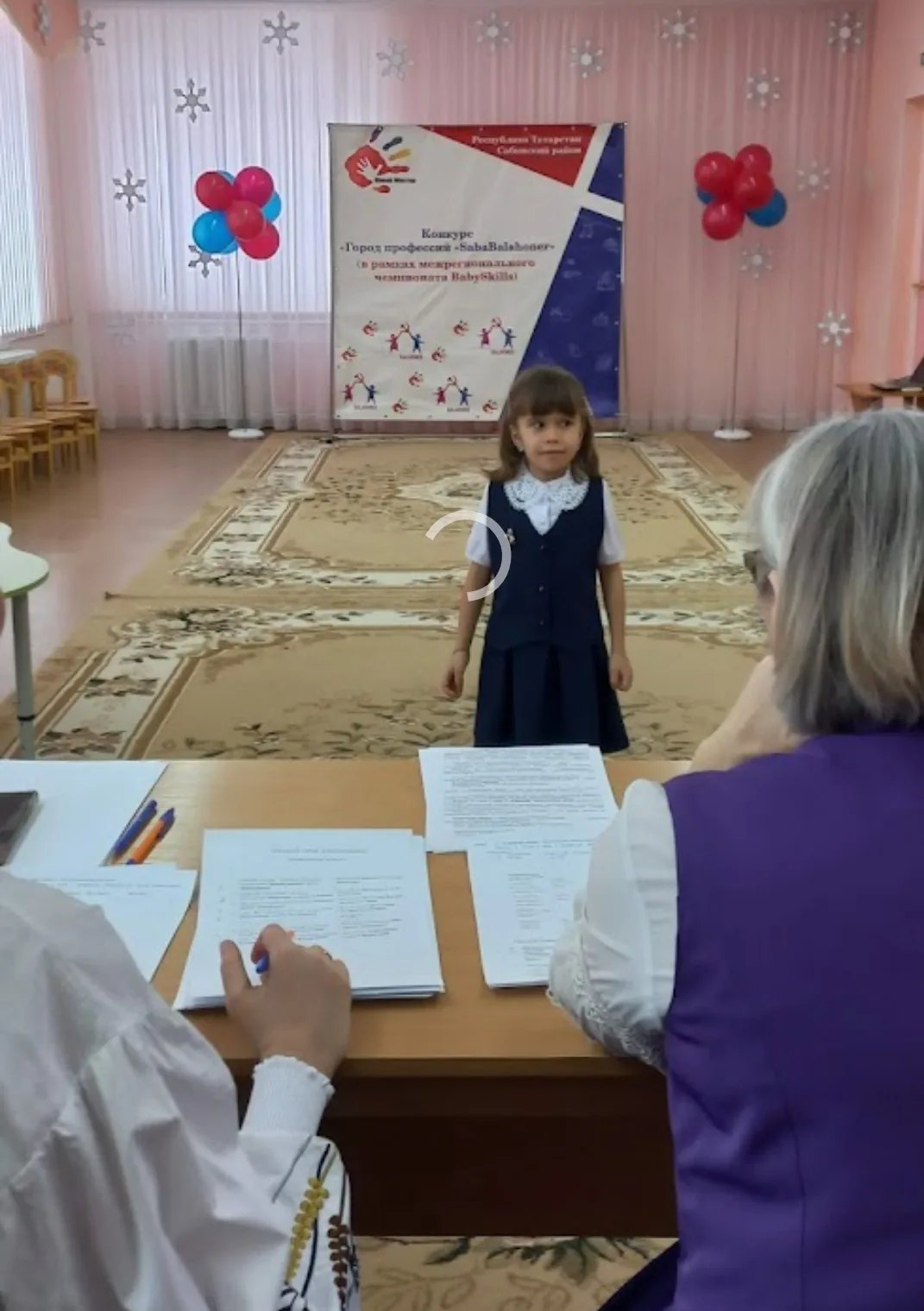 Маракова Азалия "Юный мастер" конкурсында "Тэрбияче" компетенциясендэ катнашып "Самый т...
