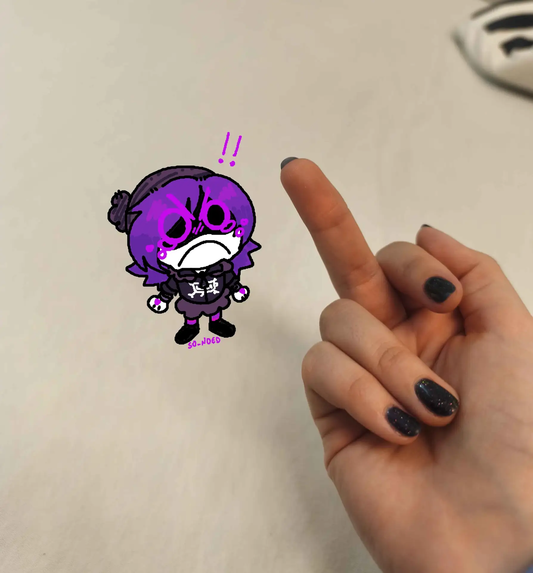 Узи в образе из мемов 💜
