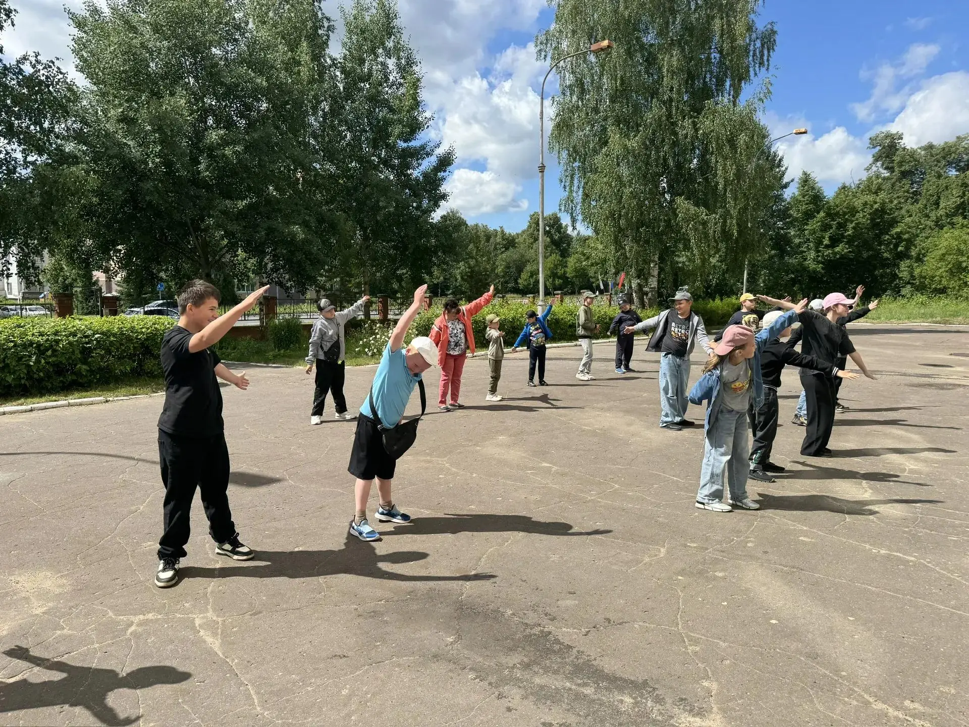 ☀️ ЭТО БЫЛО КРУТО! «СОЛНЫШКО» ГОВОРИТ: ДО НОВЫХ ВСТРЕЧ! 🔥

Последний день в нашем любимом лагере вы