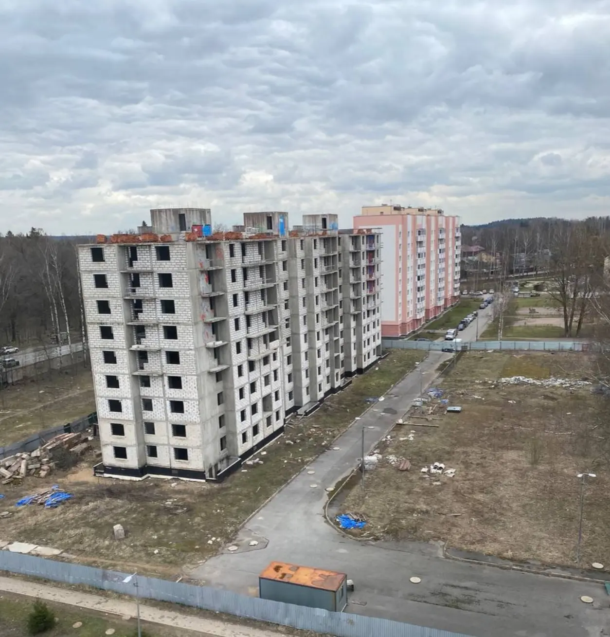 Как проверить застройщика перед покупкой квартиры в новостройке  — короткий чек-лист 🏗️

Покупка кв